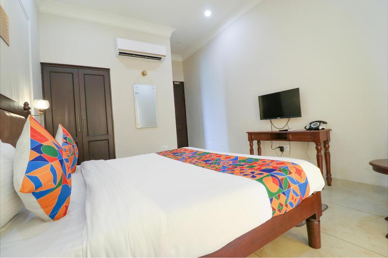Fabhotel K9 Villa Ludhiana Luaran gambar
