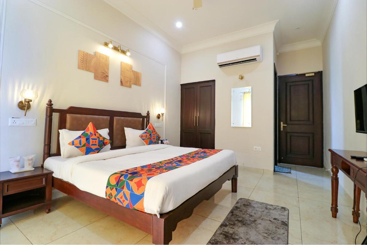 Fabhotel K9 Villa Ludhiana Luaran gambar
