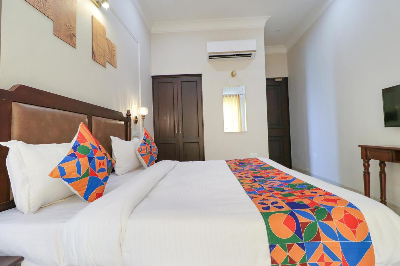 Fabhotel K9 Villa Ludhiana Luaran gambar