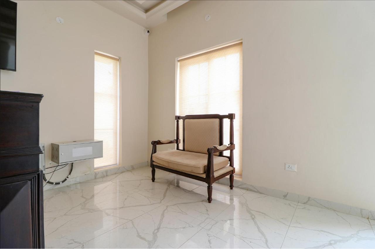 Fabhotel K9 Villa Ludhiana Luaran gambar