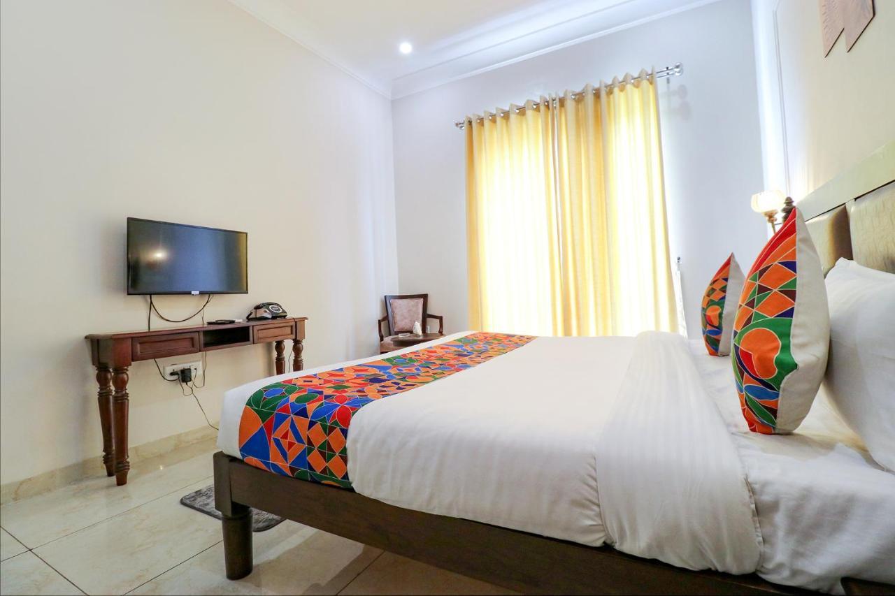 Fabhotel K9 Villa Ludhiana Luaran gambar